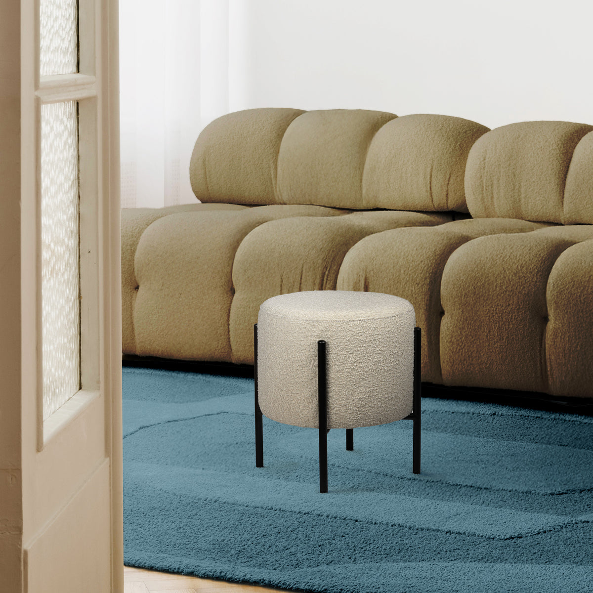 Paddy 18.5" Modern Minimalist Round Backless Metal/Bouclé Cushioned Vanity Stool