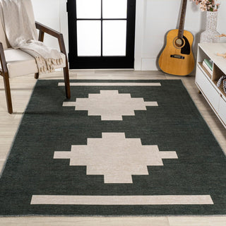 Beatrice Geometric Tribal Medallion Machine-washable Area Rug
