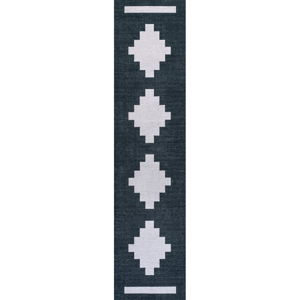 Beatrice Geometric Tribal Medallion Machine-washable Area Rug