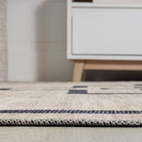 Townsend Minimalist Medallion Machine-washable Area Rug