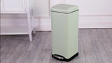 Betty Retro 30 Liters/8 Gallon Trash Can