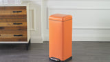 Betty Retro 30 Liters/8 Gallon Trash Can