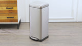 Betty Retro 30 Liters/8 Gallon Trash Can